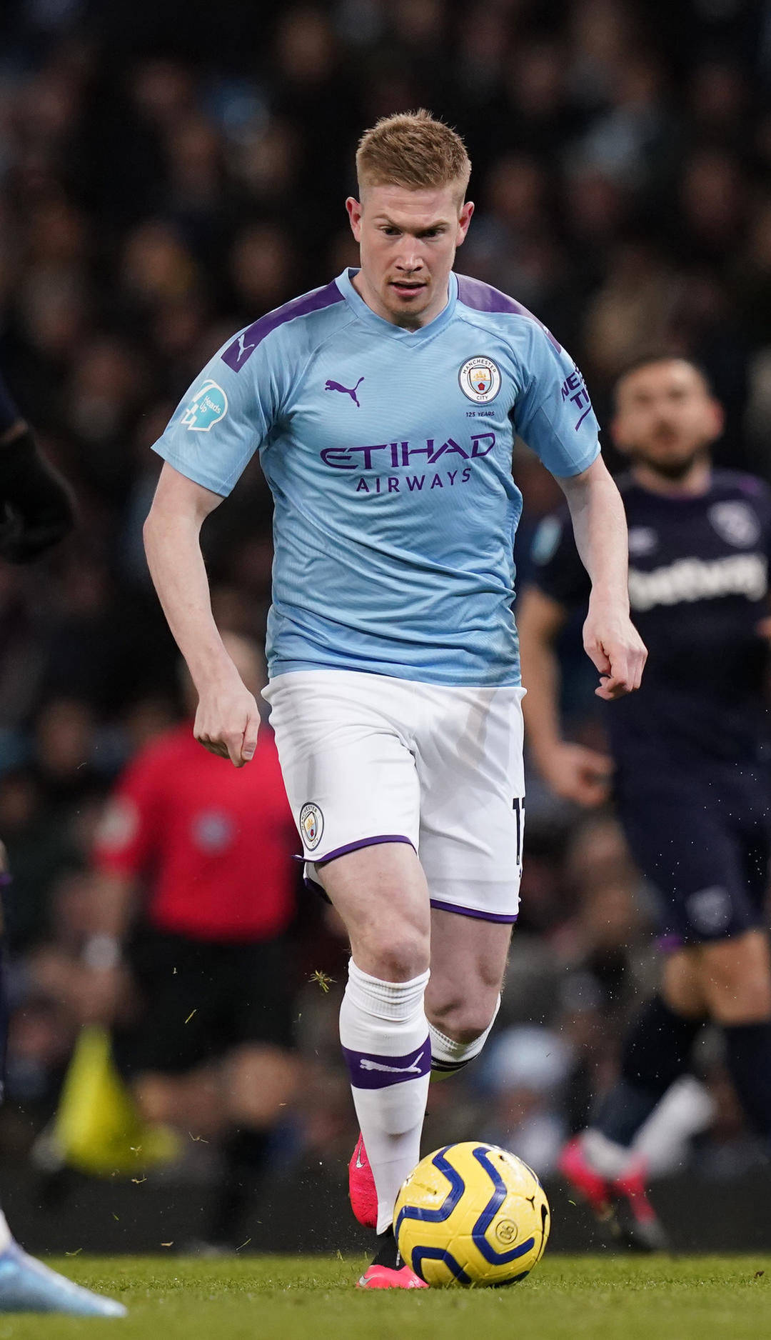 体育彩票-姆巴佩2射2传助球队晋级